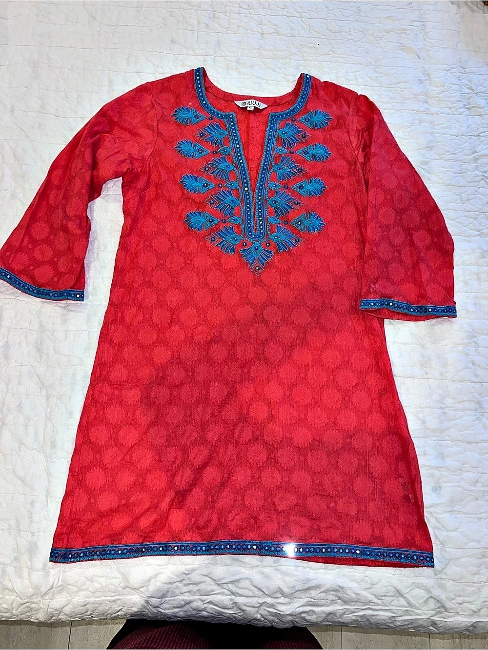 SULU bohemian Large. Cotton Embroidered Kurta Red Size Large R11